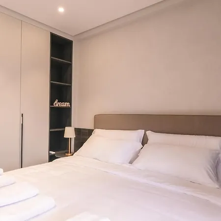 Appartement Two Steps 2 *